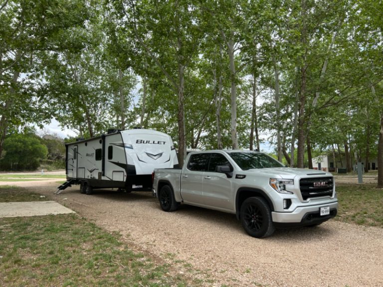 Best Tips For Glamping With A Camper